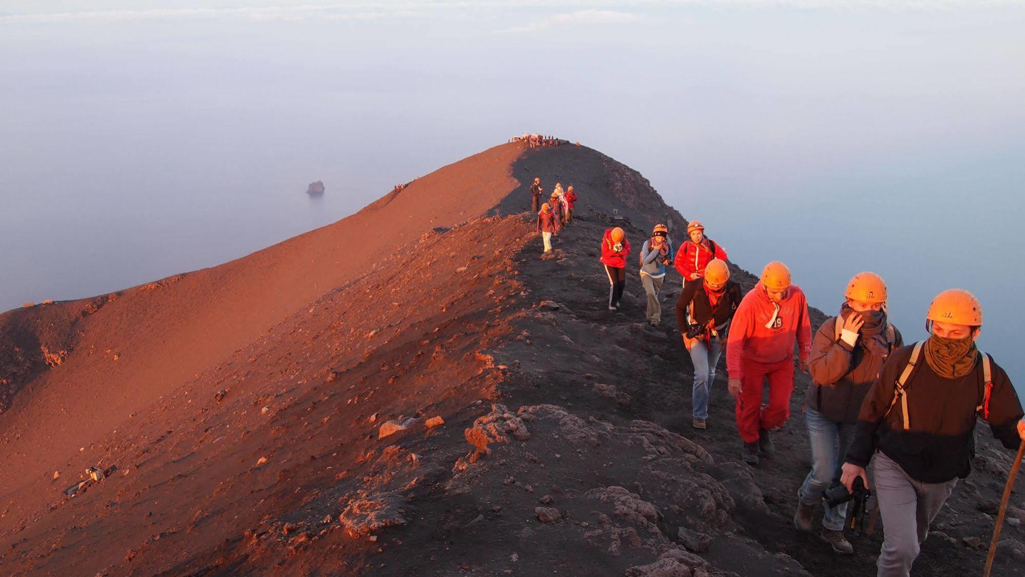Il Vulcano A Piedi Стромболи Екстериор снимка